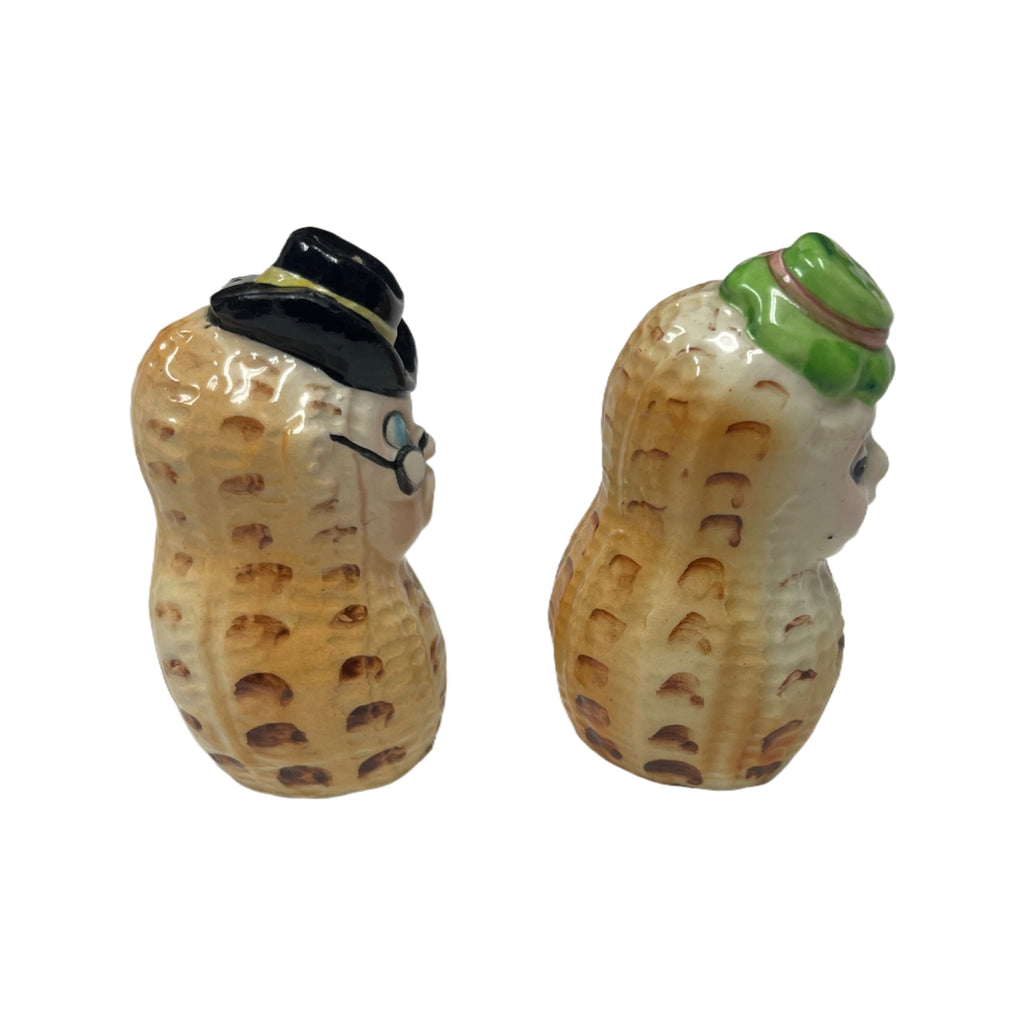 Vintage Japan Peanuts Salt and Pepper Shakers
