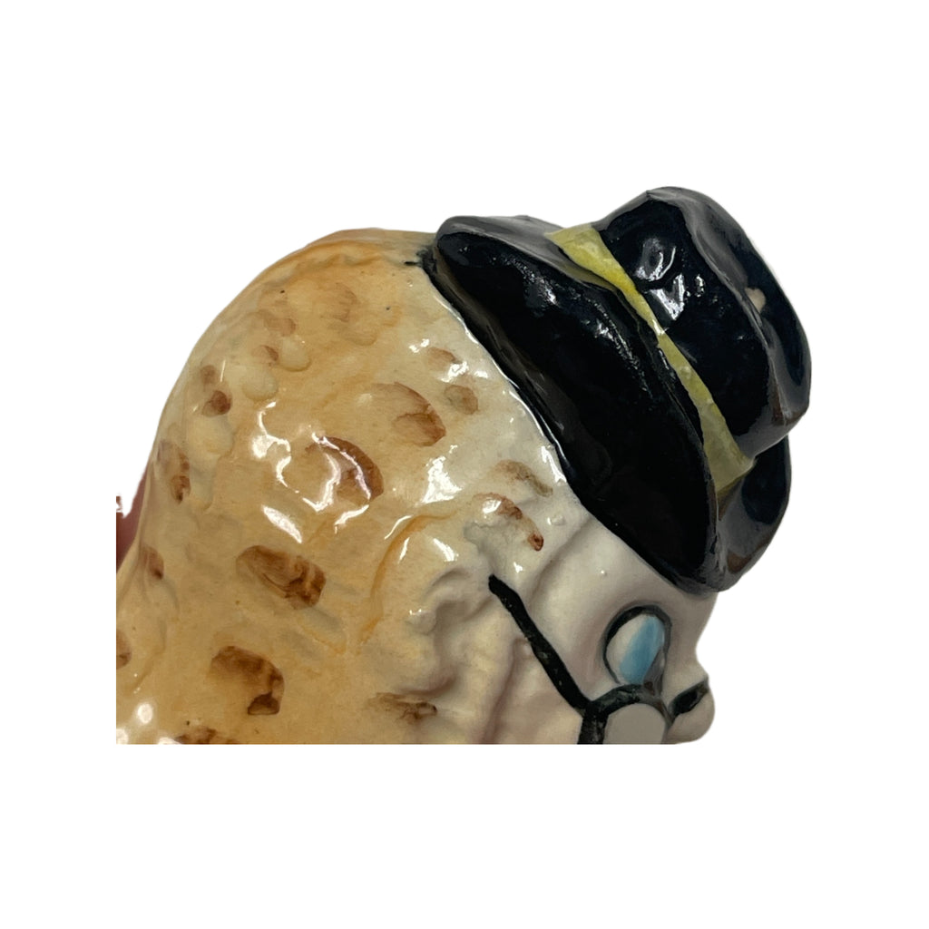 Vintage Japan Peanuts Salt and Pepper Shakers