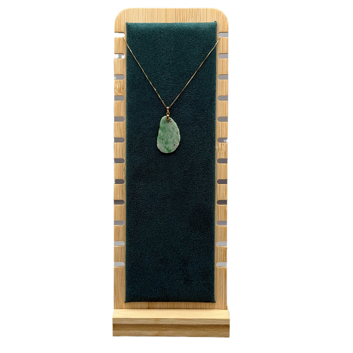 Vintage 14K Yellow Gold Necklace With Carved Jade Pendant