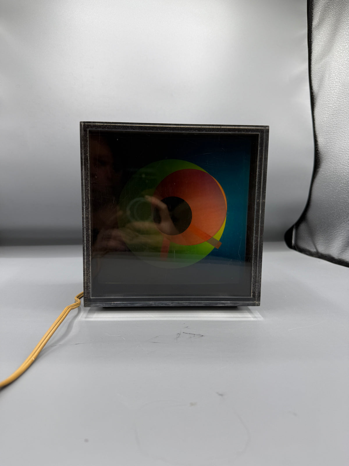 Vintage Kirsch Hamilton Prisma Color Changing Clock 1976