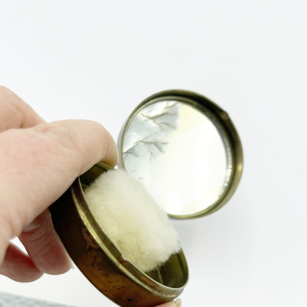 Vintage Round Enamel Top Compact