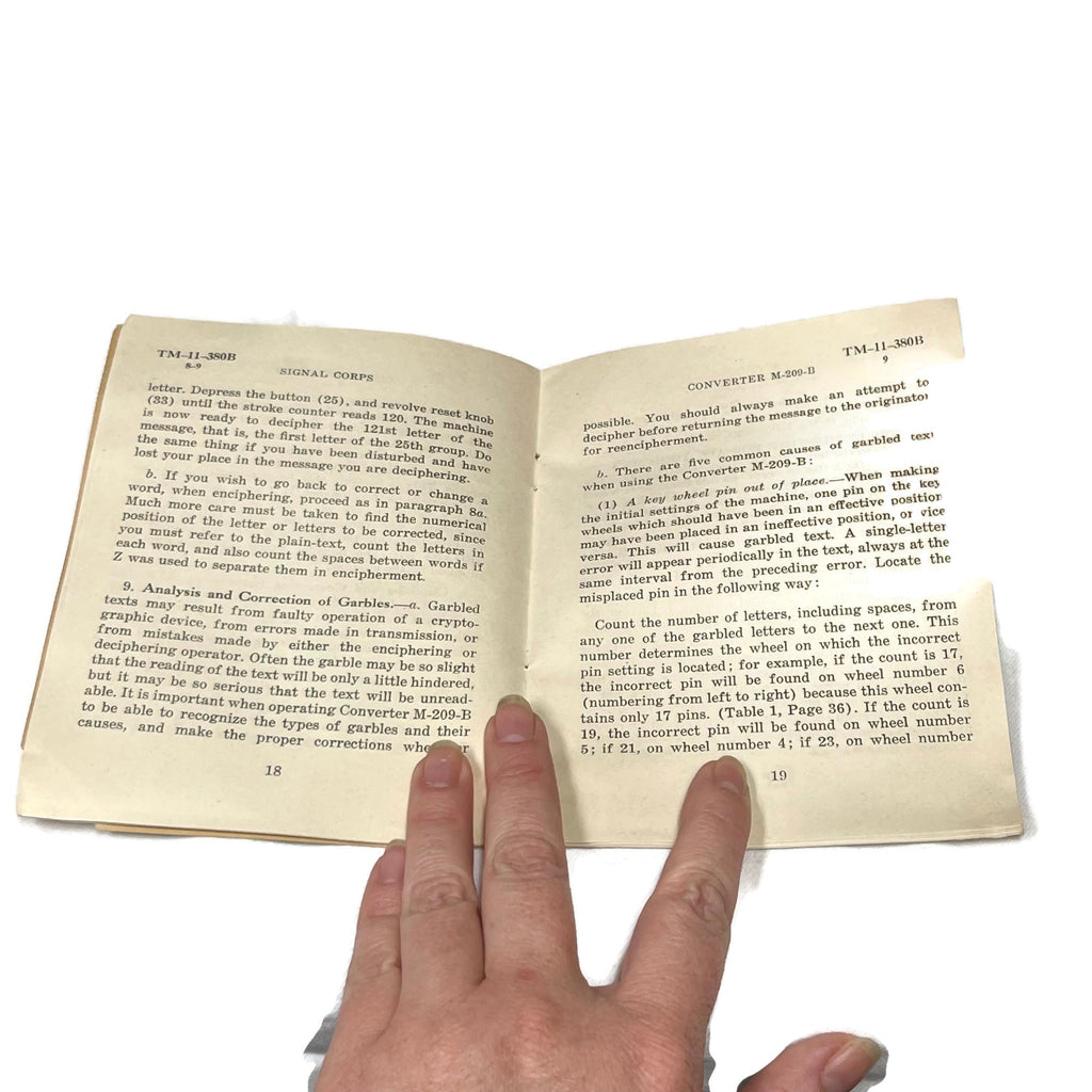 Vintage WW2 1942/1943 M-209-B Cypher Converter With Case & Technical Manual