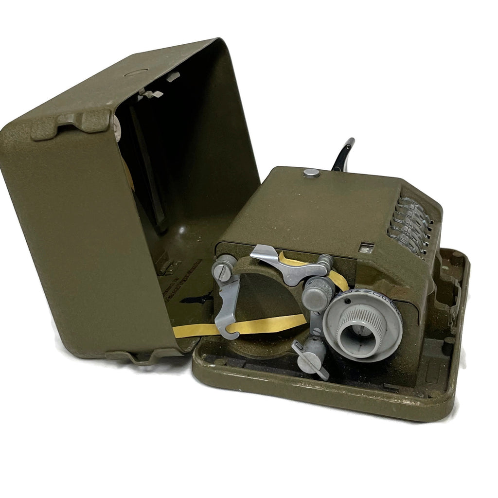 Vintage WW2 1942/1943 M-209-B Cypher Converter With Case & Technical Manual