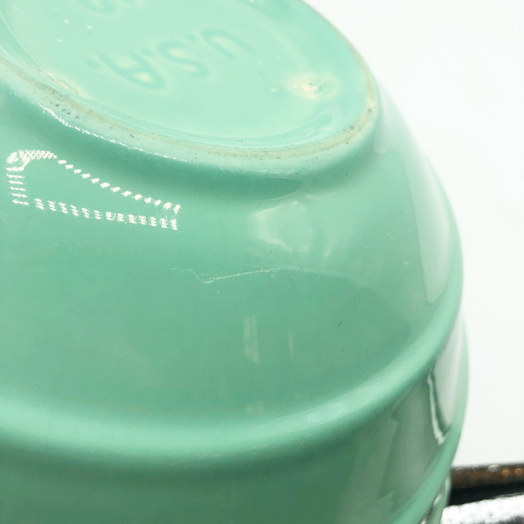 Vintage Pastel Bauer Nesting Bowl Set