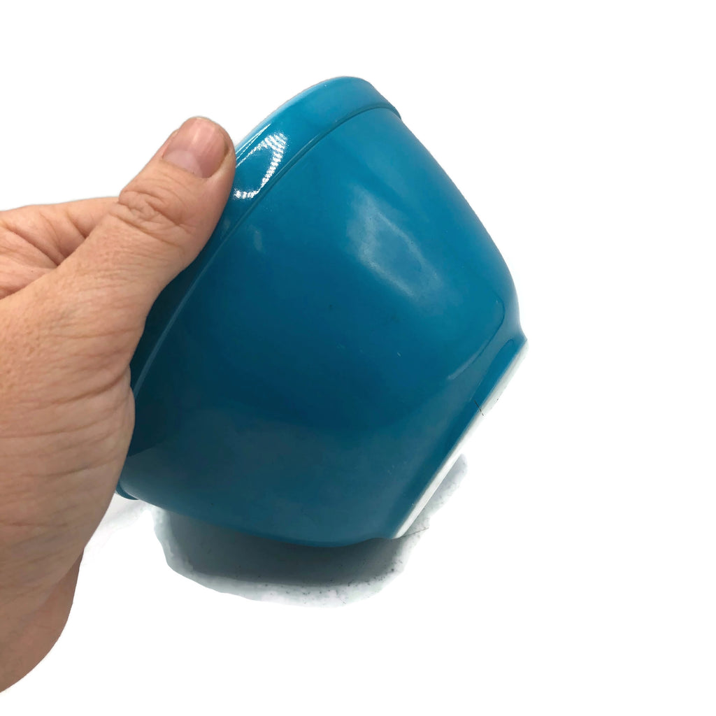 Vintage Pyrex Nesting Mixing Bowls