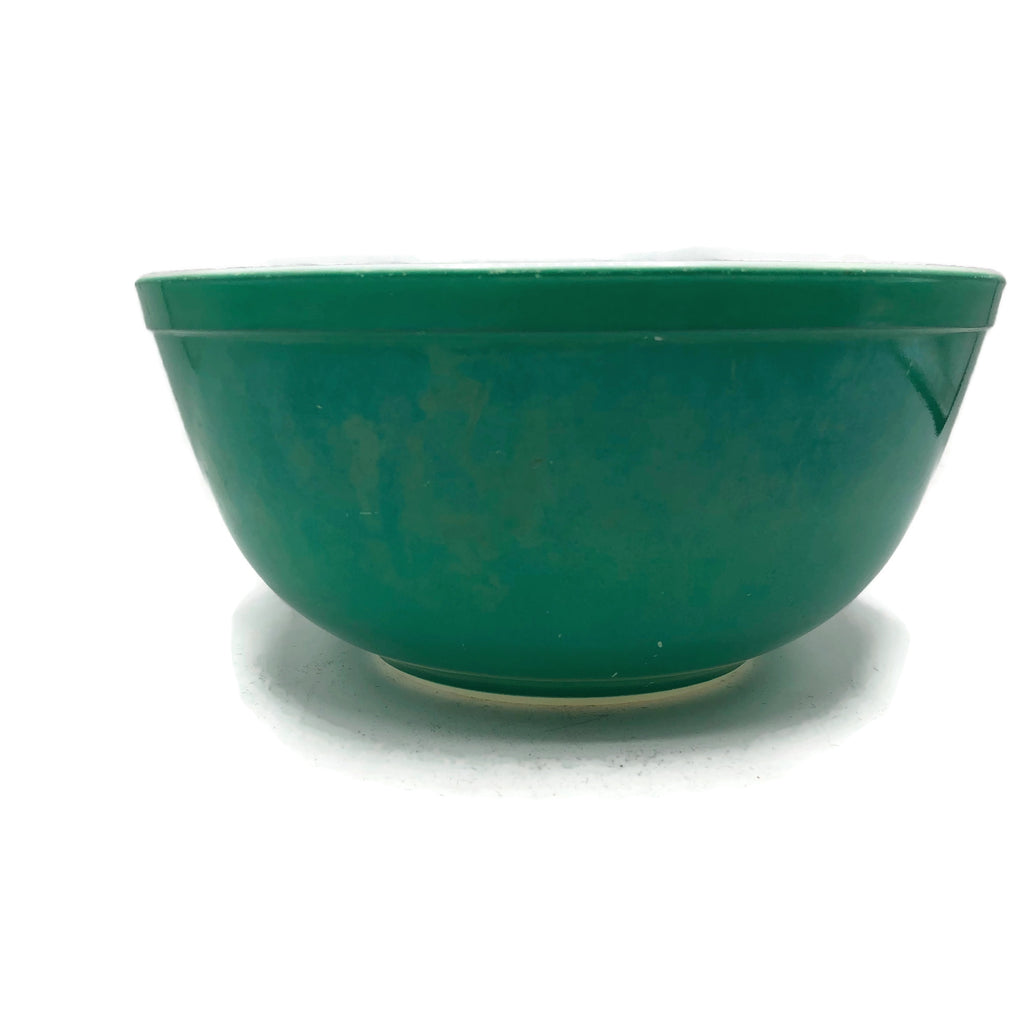 Vintage Pyrex Nesting Mixing Bowls