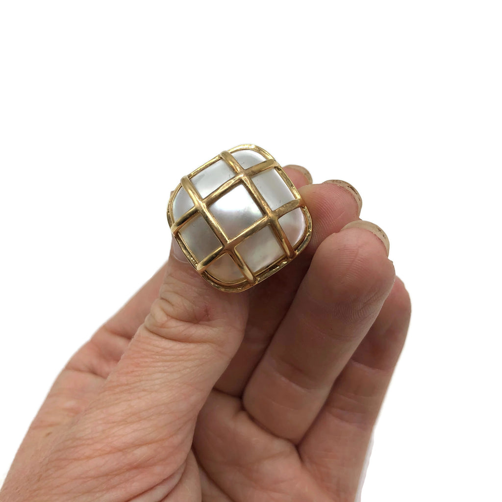 Vintage 14K Gold Caged Mave Pearl Earrings