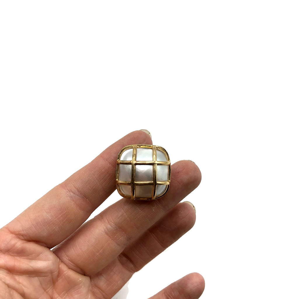 Vintage 14K Gold Caged Mave Pearl Earrings