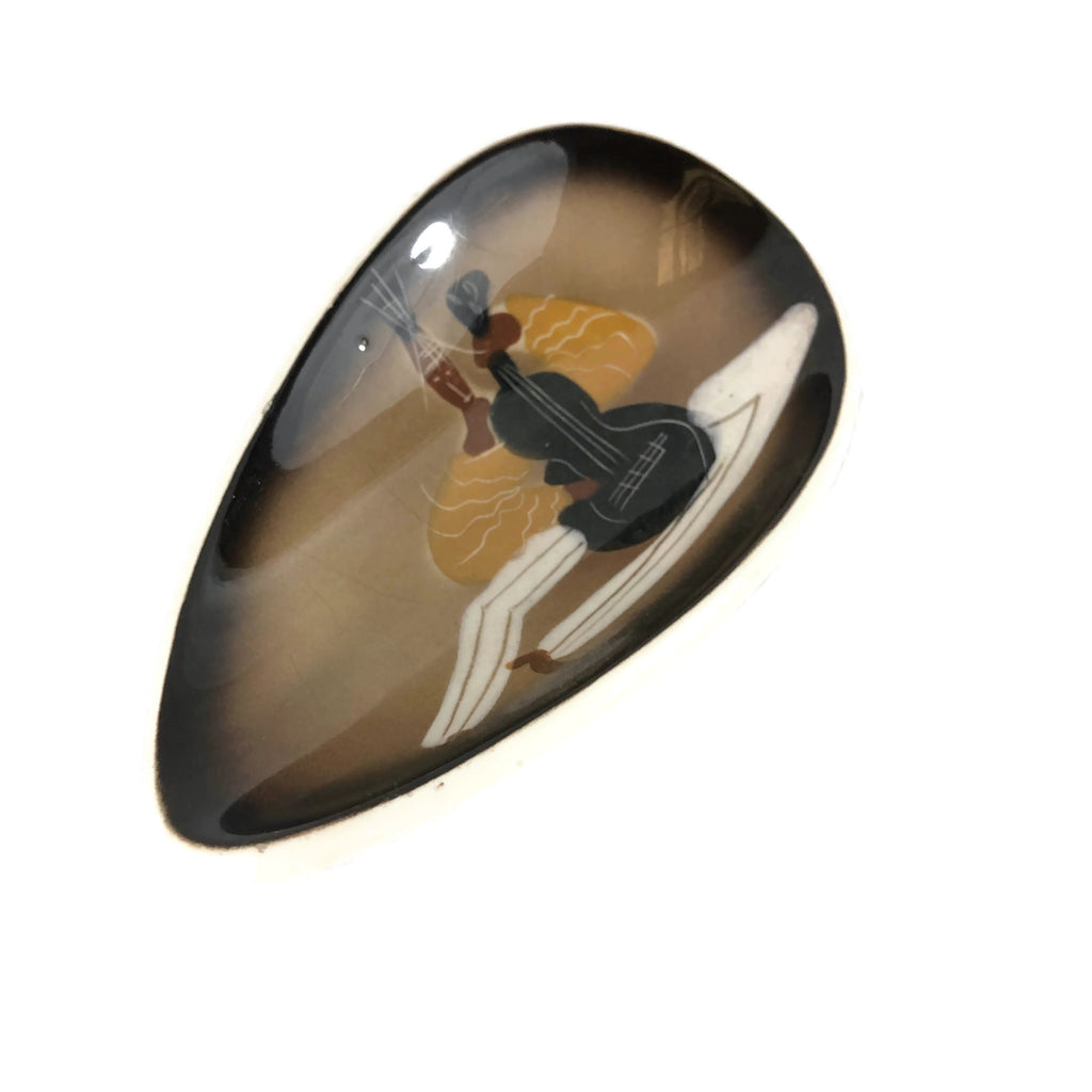 Marc Bellaire Guitar Player Dish