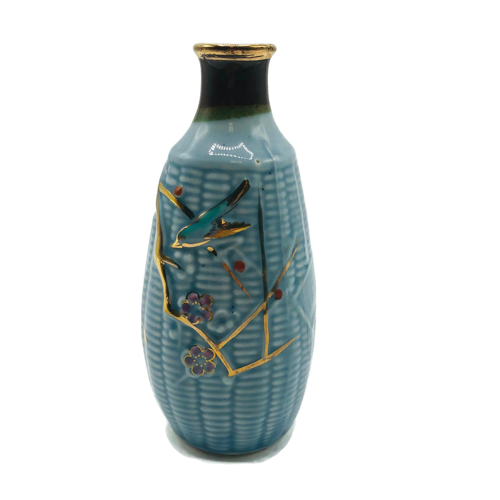 Japanese 19th infantry victory award for Shang Hai Sake Bottle