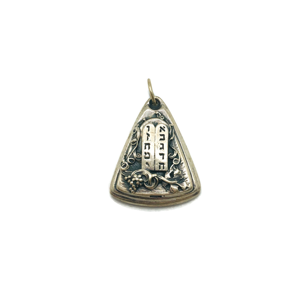 Henryk Winograd Hebrew 999 Triangular Silver Pendant