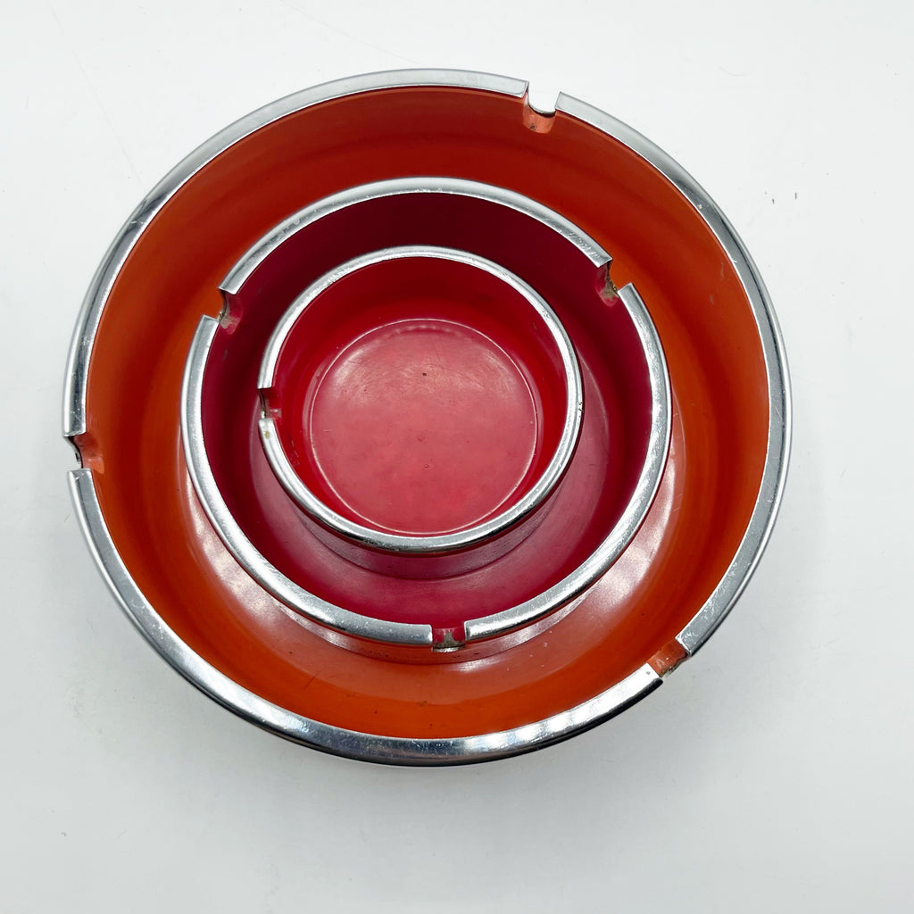 Vintage Set of 3 Maru 1960’s Mid Century Modern Nesting Ashtrays