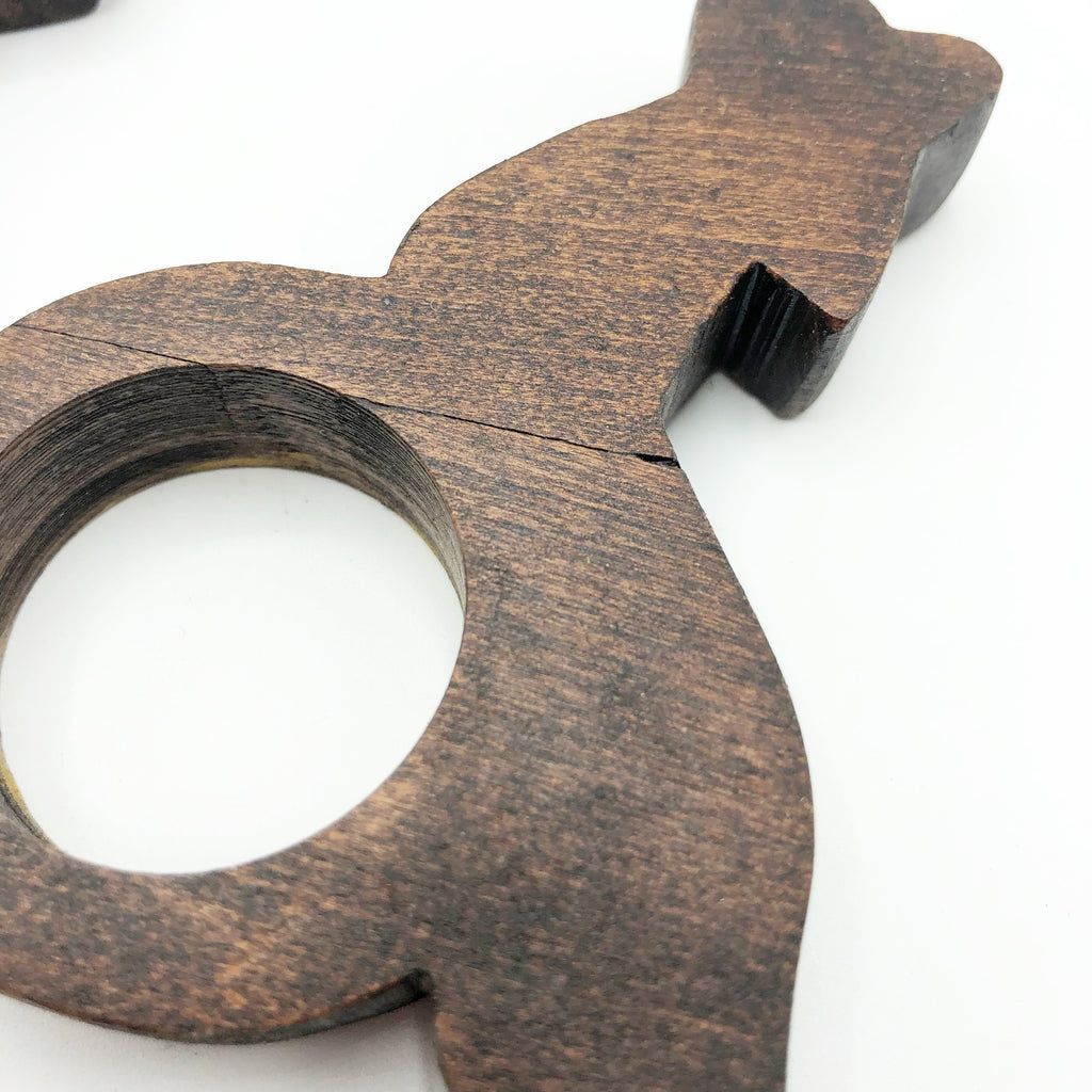 Vintage Set of 6 Monterey Style Wooden Napkin Rings