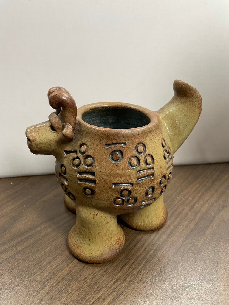 Vintage 3 Footed Ceramic Animal Pot