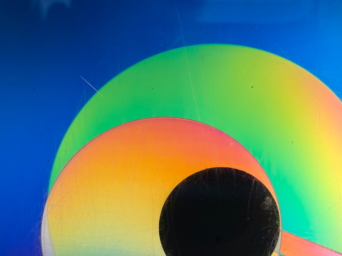 Vintage Kirsch Hamilton Prisma Color Changing Clock 1976