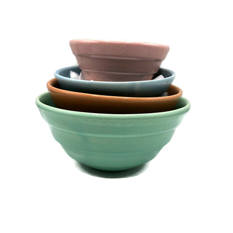 Vintage Pastel Bauer Nesting Bowl Set 