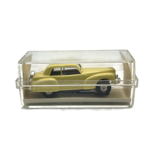 Vintage Aurora HO Scale Thunder Jet Lincoln Continental Slot Car